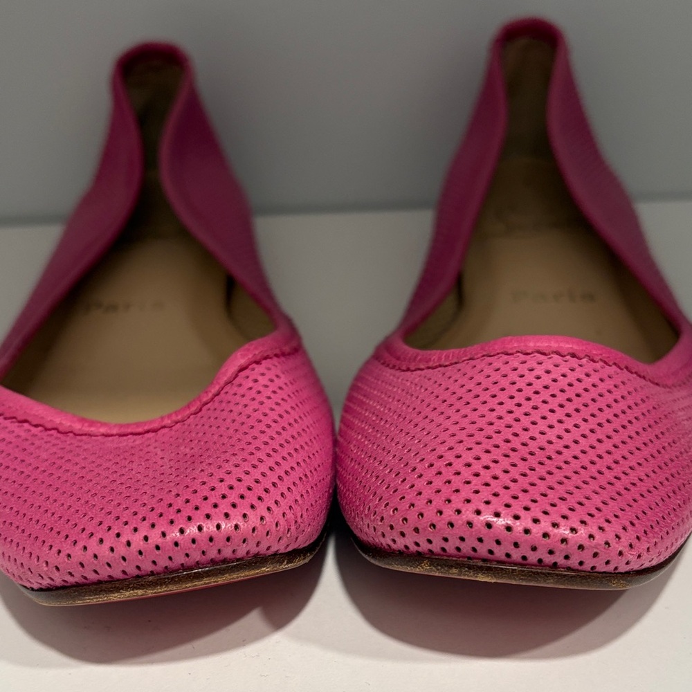 Classic Women's Ballet Flats in Pink - Picture 4 of 4